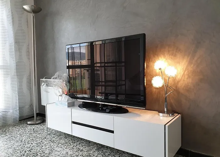 Les Cyclades * Le Lavandou